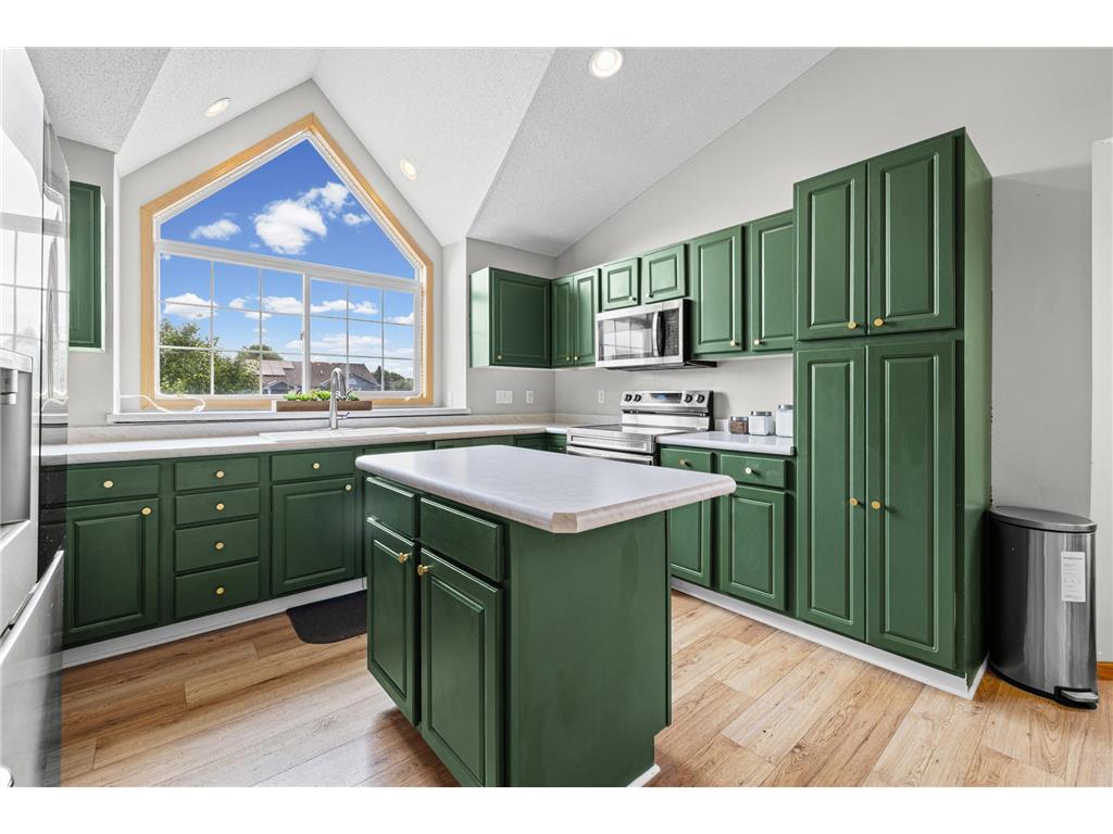 2044 Pheasant Run Street Shakopee MN 55379 7086750 image4