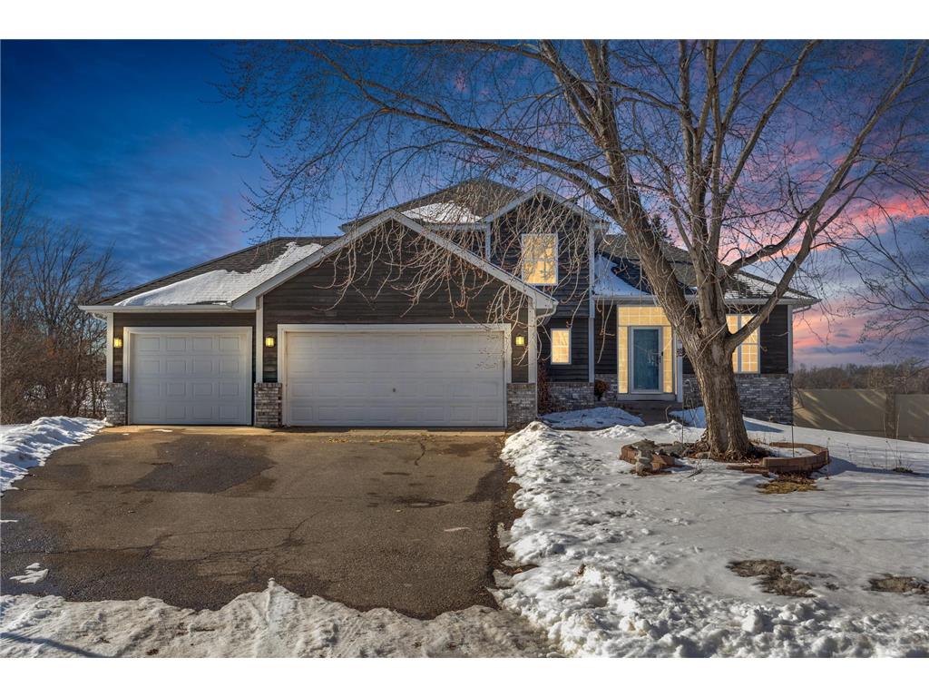 2045 Safari Heights Trail Eagan MN 55122 7027800 image1