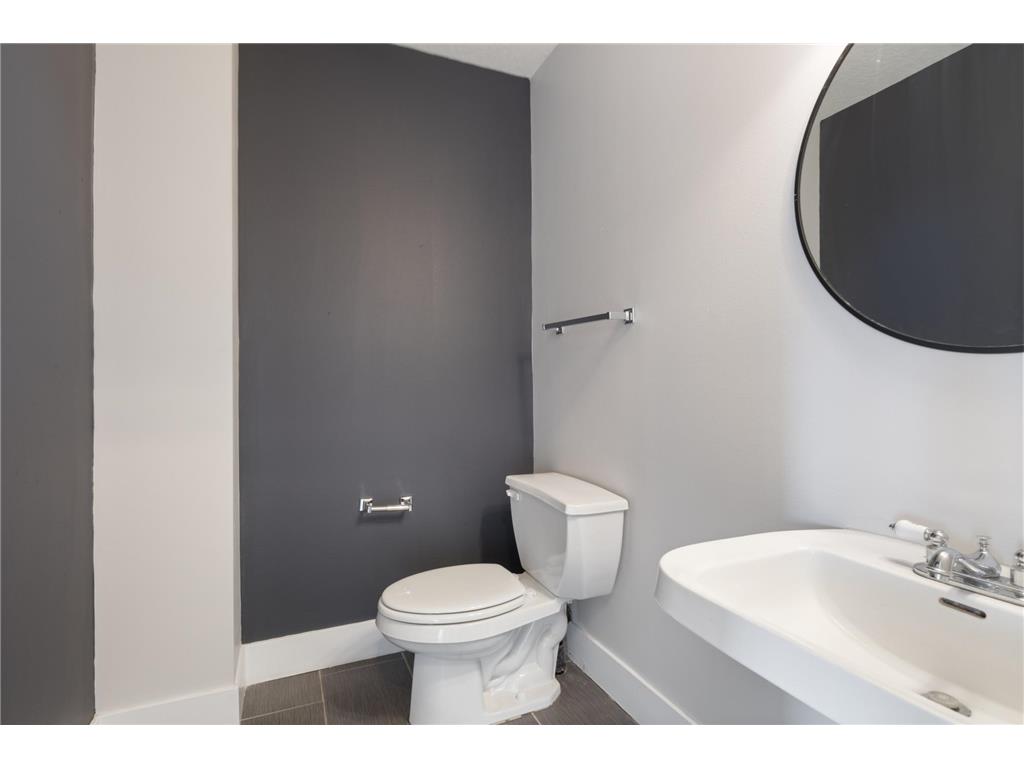 2045 Safari Heights Trail Eagan MN 55122 7027800 image17