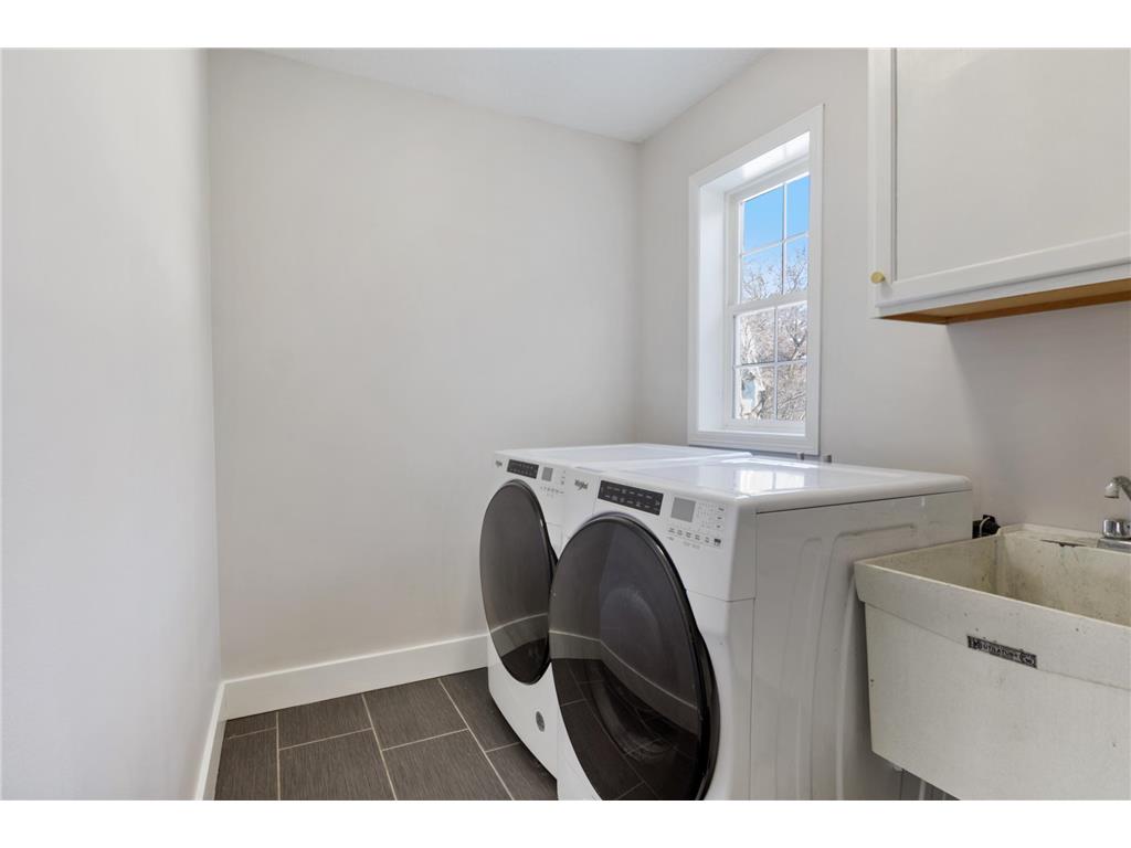 2045 Safari Heights Trail Eagan MN 55122 7027800 image18