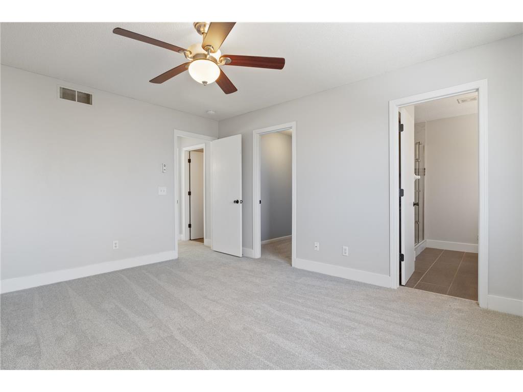 2045 Safari Heights Trail Eagan MN 55122 7027800 image21