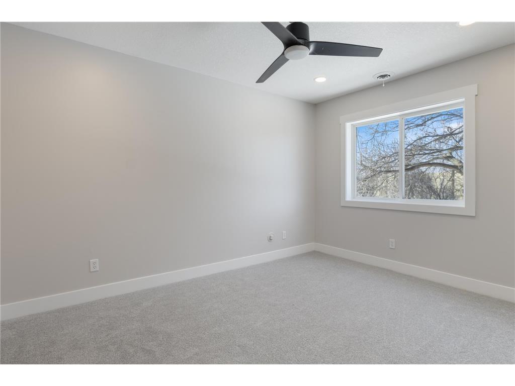 2045 Safari Heights Trail Eagan MN 55122 7027800 image34