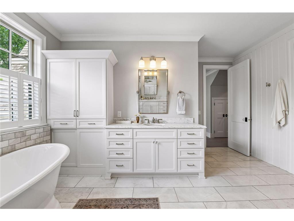20455 Park Place Deephaven MN 55331 7072072 image31