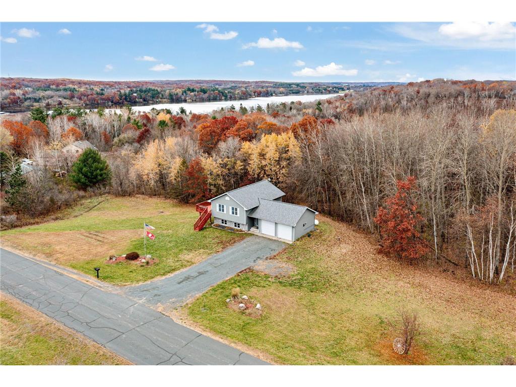 2046 85th Avenue Osceola WI 54009 6456687 image1