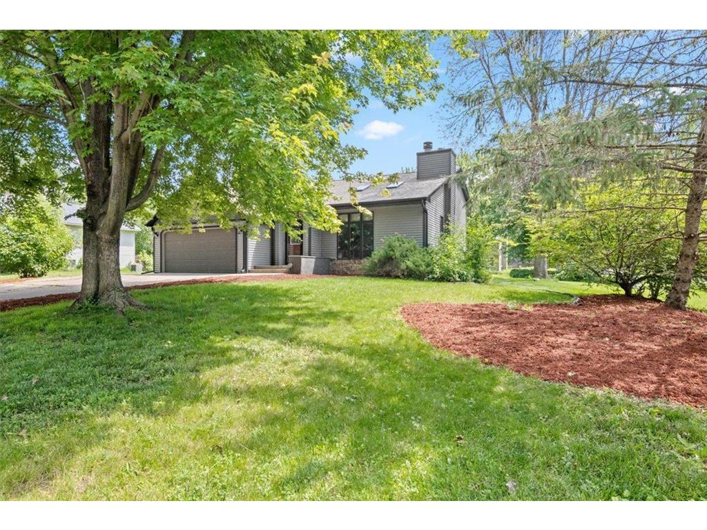 2046 Henry Street N North Saint Paul MN 55109 6570991 image1