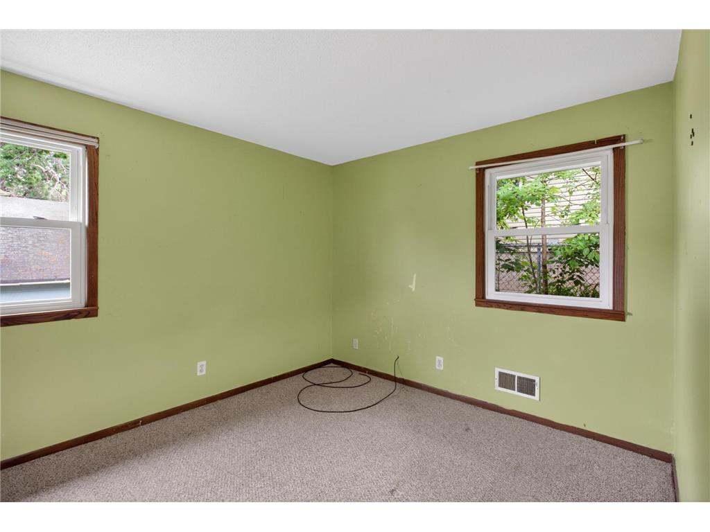2046 Reaney Avenue E Saint Paul MN 55119 7090844 image13