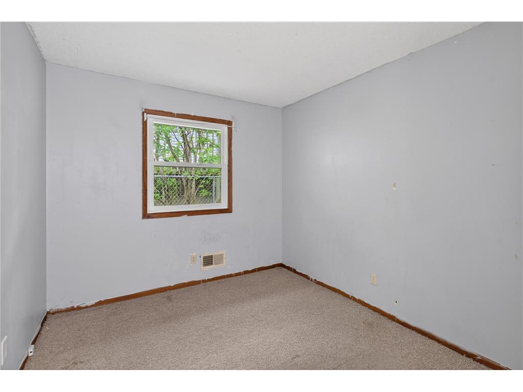 2046 Reaney Avenue E Saint Paul MN 55119 7090844 image9