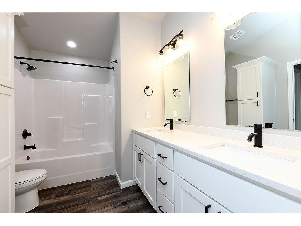 2046 W 11th Street W West Fargo ND 58078 7101356 image14