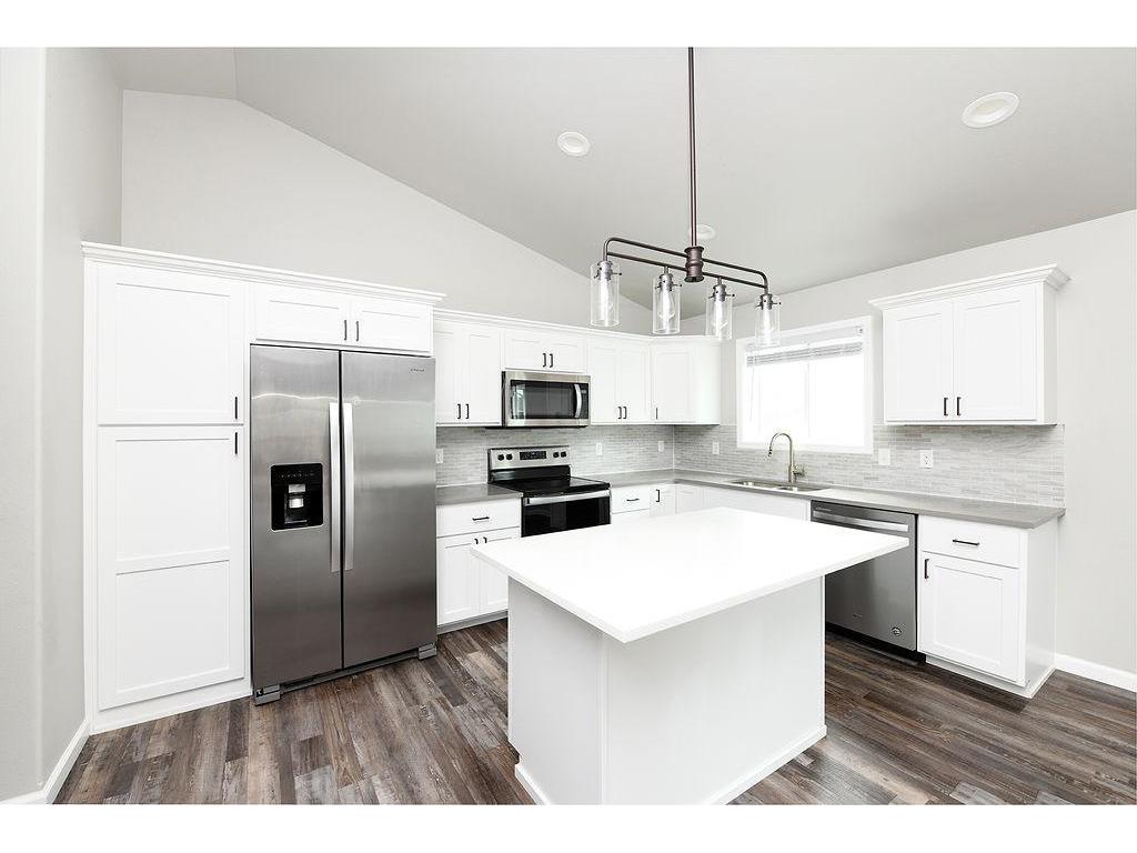 2046 W 11th Street W West Fargo ND 58078 7101356 image4