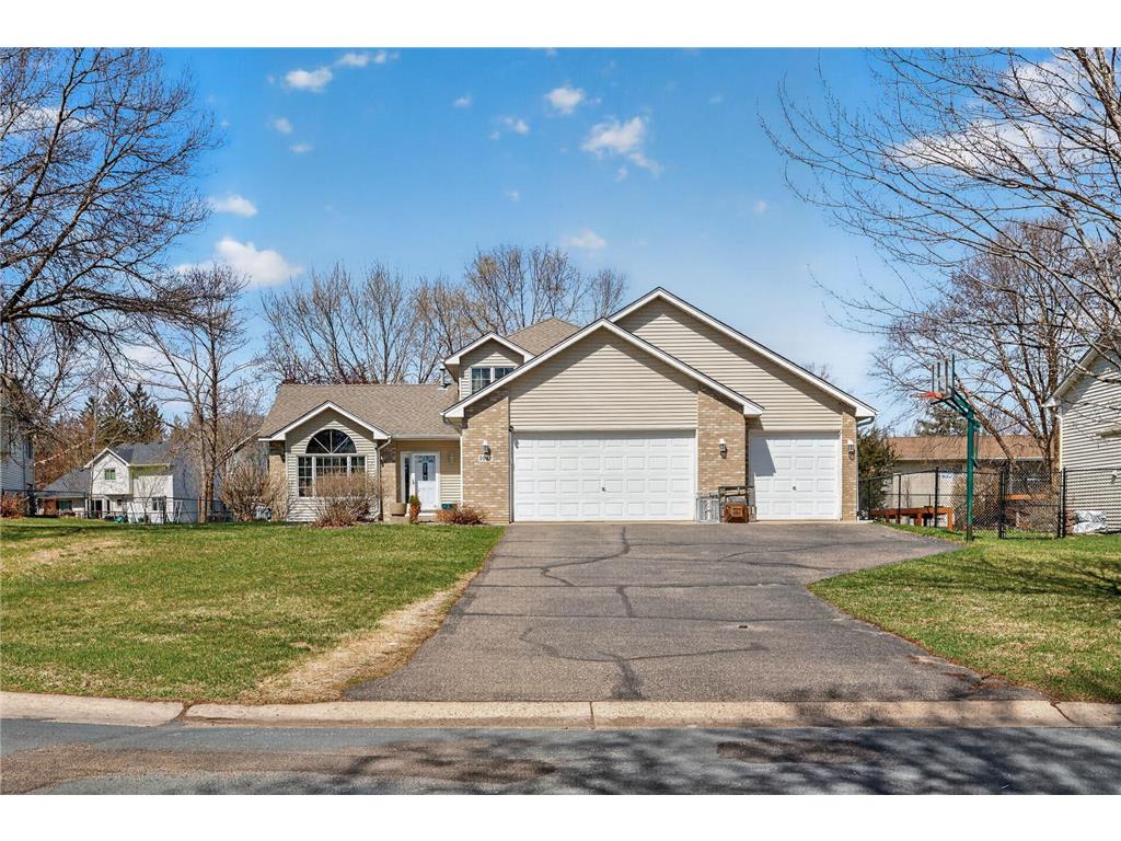 2047 123rd Avenue NW Coon Rapids MN 55448 7058744 image1
