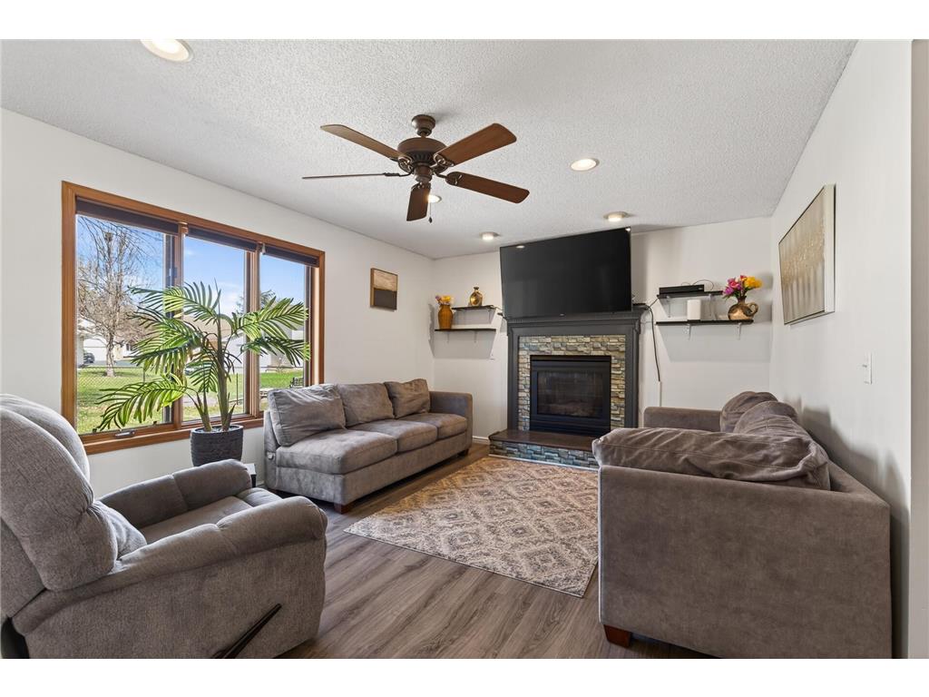 2047 123rd Avenue NW Coon Rapids MN 55448 7058744 image12