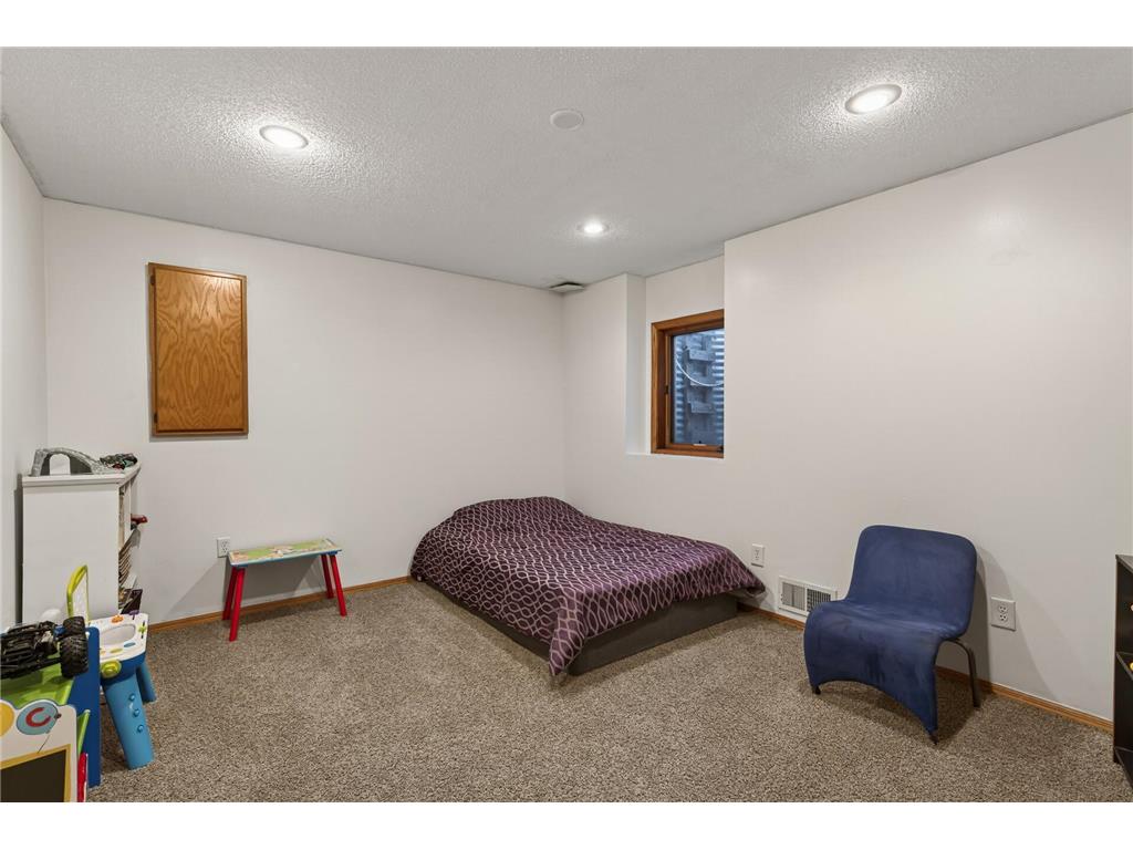 2047 123rd Avenue NW Coon Rapids MN 55448 7058744 image23