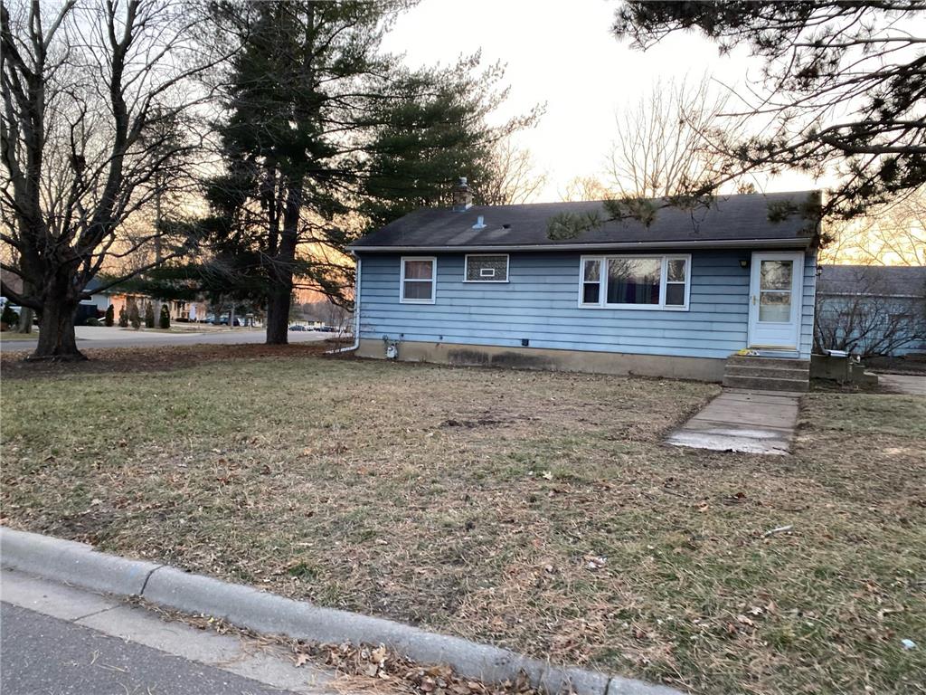 2047 Chambers Street Maplewood MN 55109 6490717 image1