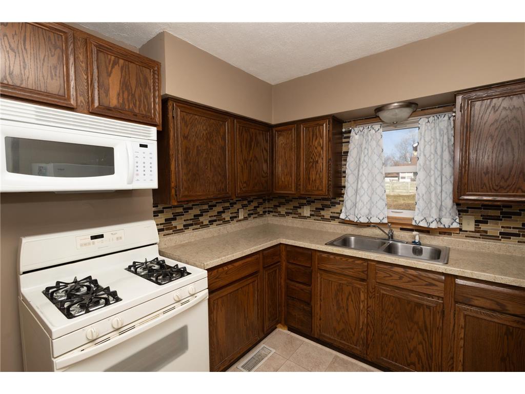 2047 Nokomis Avenue Saint Paul MN 55119 7031826 image12