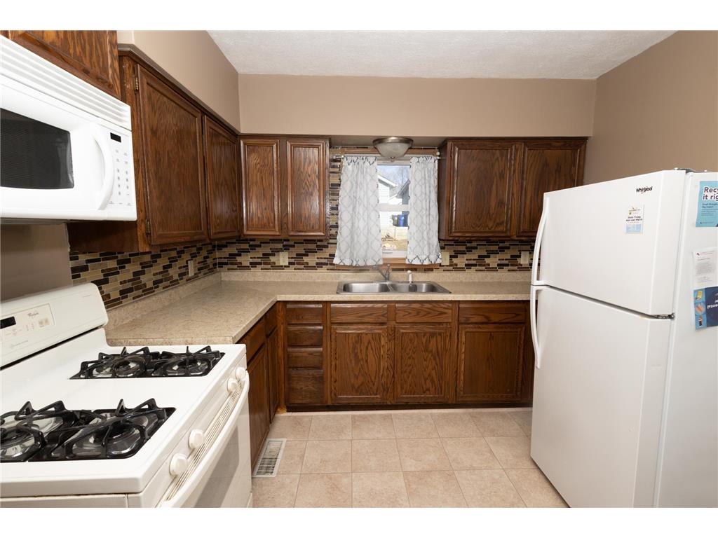 2047 Nokomis Avenue Saint Paul MN 55119 7031826 image13