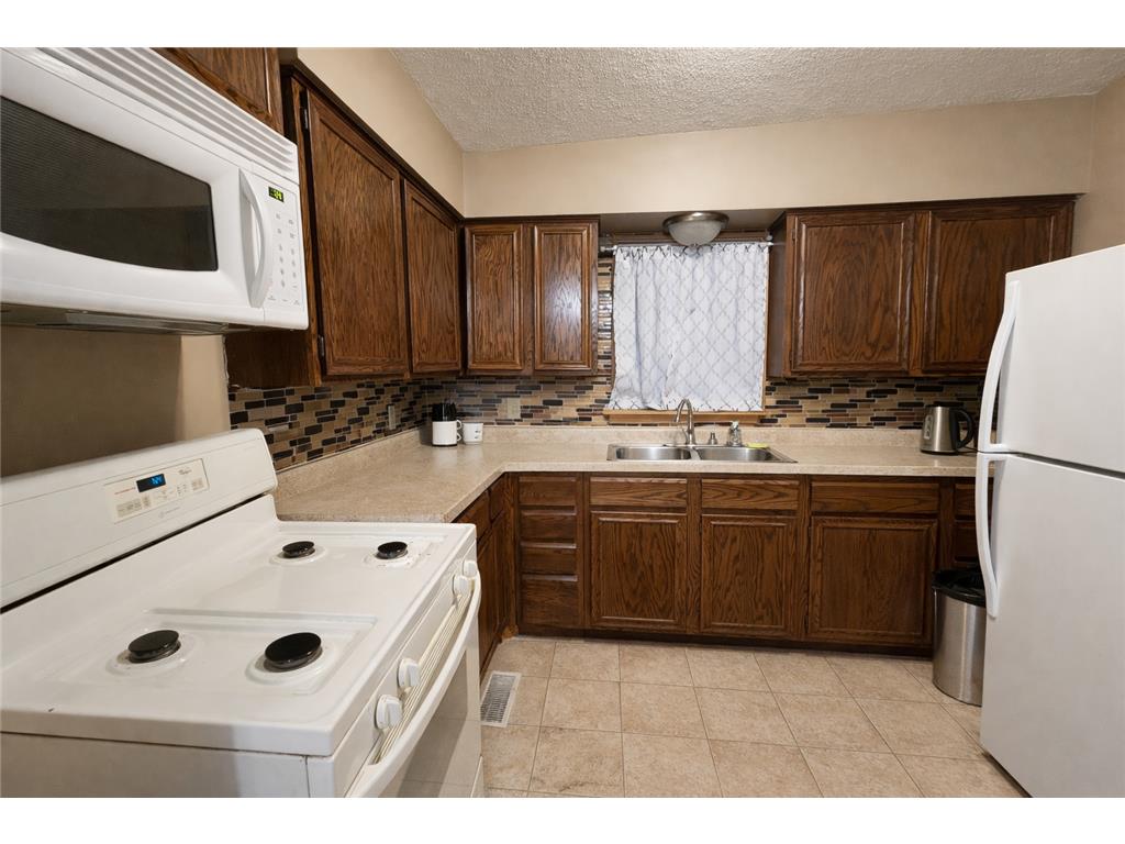 2047 Nokomis Avenue Saint Paul MN 55119 7031826 image4