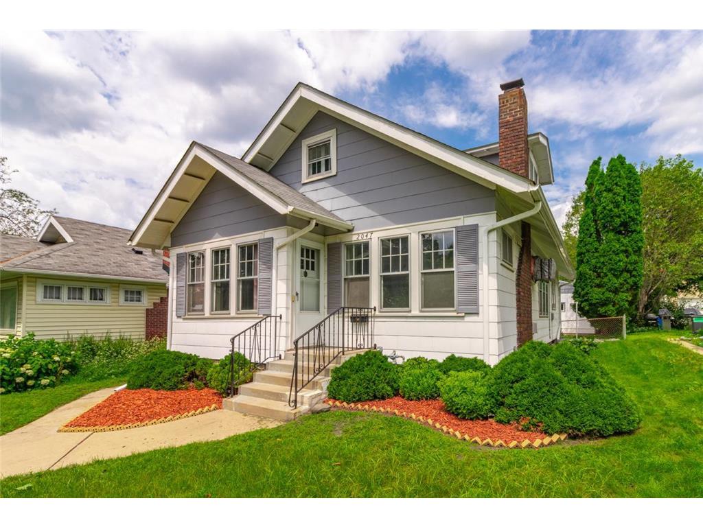 2047 Randolph Avenue Saint Paul MN 55105 6567916 image1