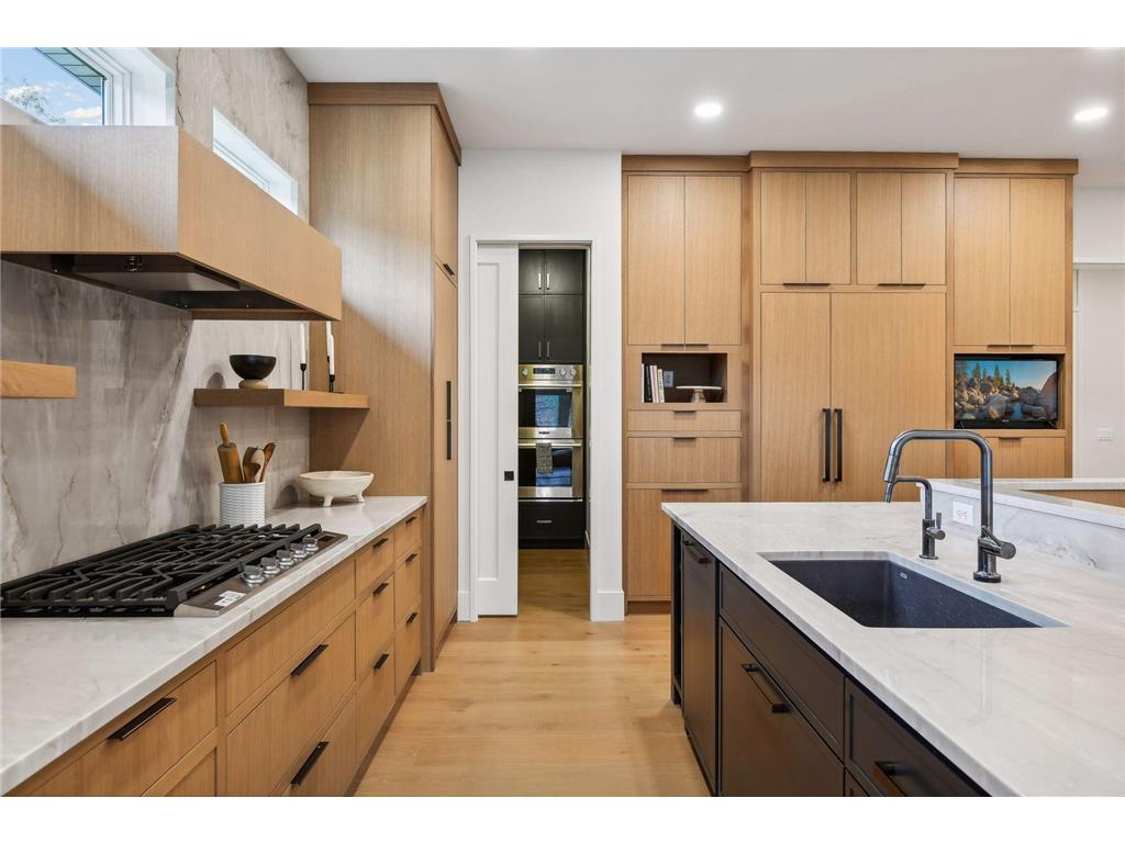 20472 Radisson Road Shorewood MN 55331 - Como Lake 6797922 image12