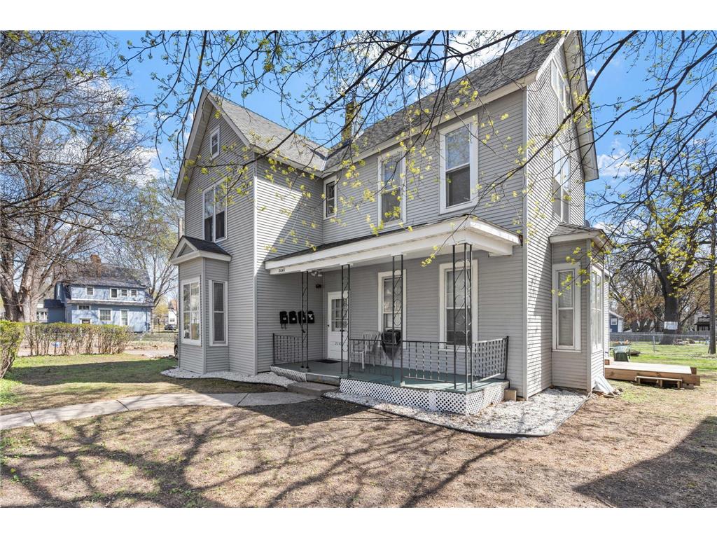 2048 Carroll Avenue Saint Paul MN 55104 7053661 image1