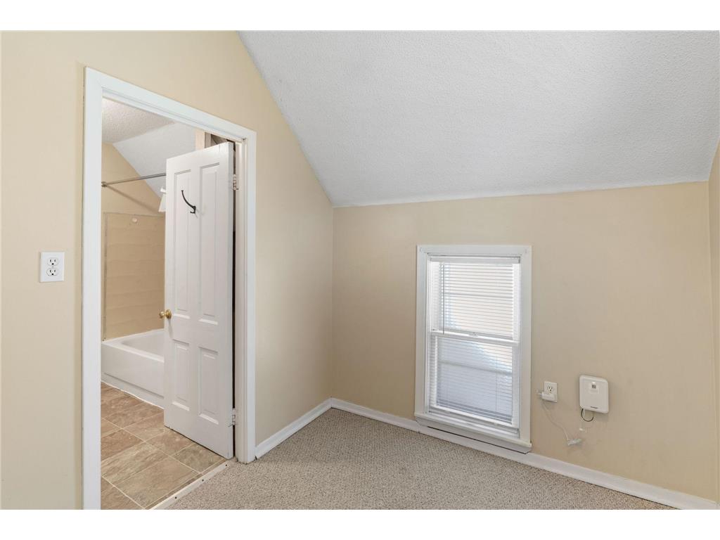 2048 Carroll Avenue Saint Paul MN 55104 7053661 image10