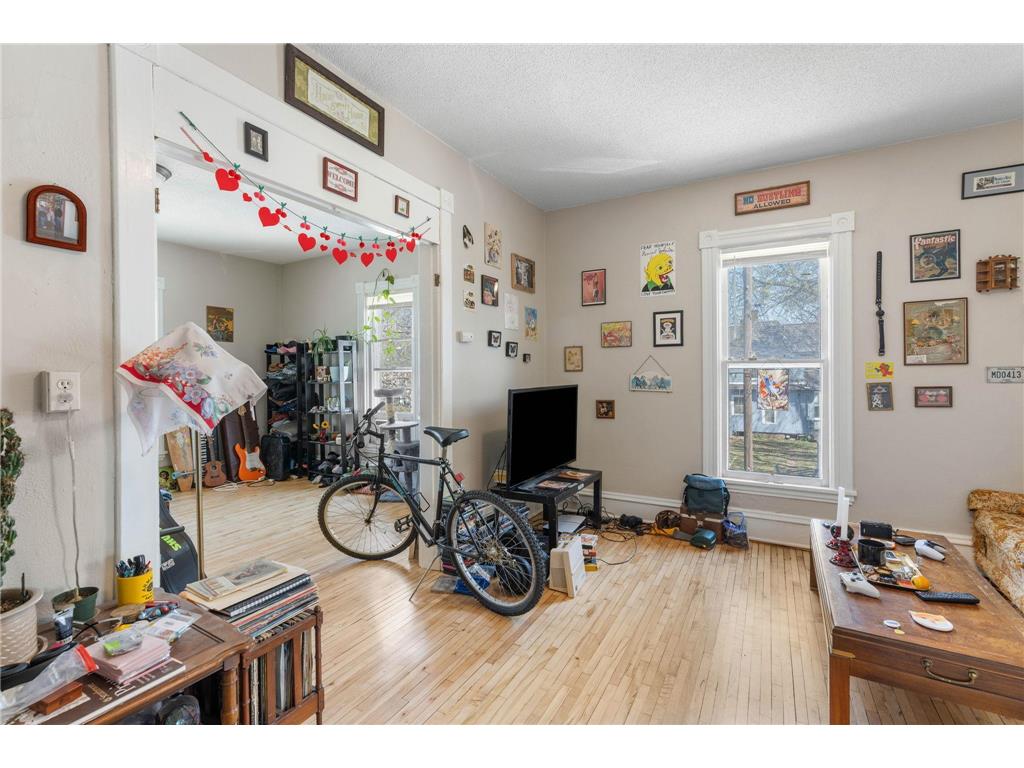 2048 Carroll Avenue Saint Paul MN 55104 7053661 image13