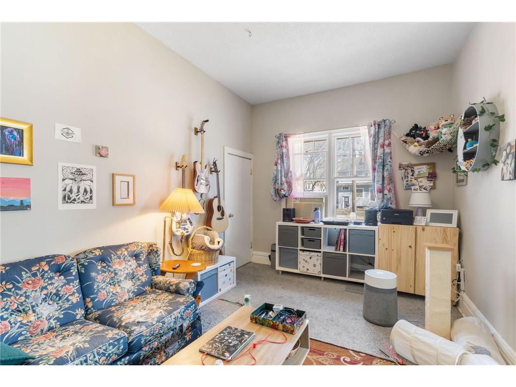2048 Carroll Avenue Saint Paul MN 55104 7053661 image21