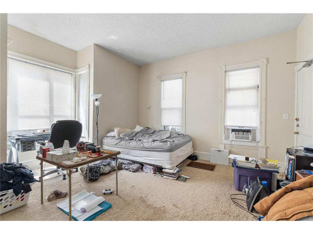 2048 Carroll Avenue Saint Paul MN 55104 7053661 image32