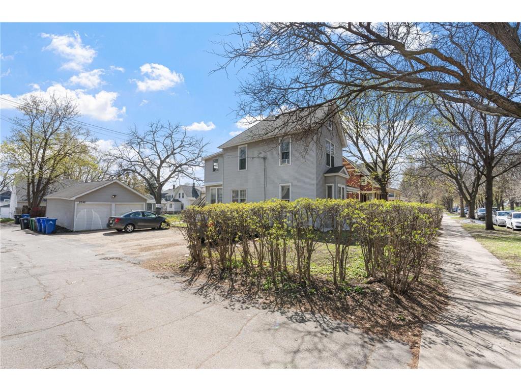 2048 Carroll Avenue Saint Paul MN 55104 7053661 image40