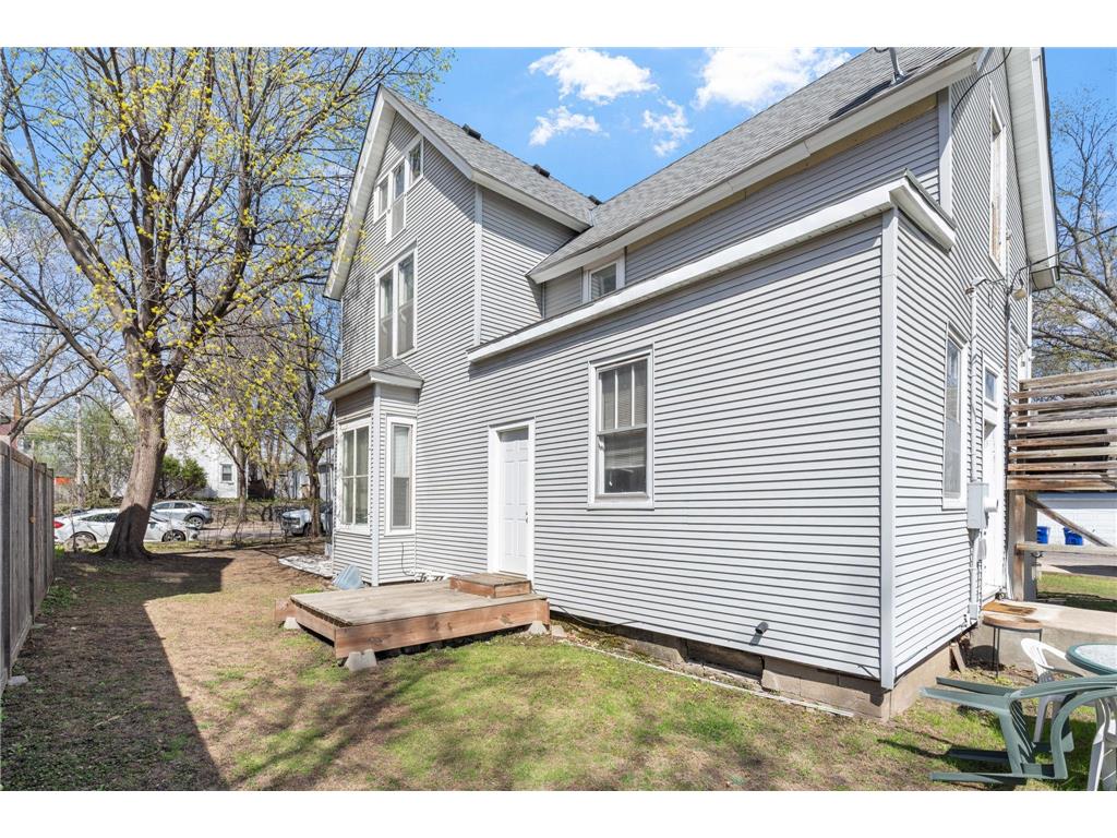 2048 Carroll Avenue Saint Paul MN 55104 7053661 image49