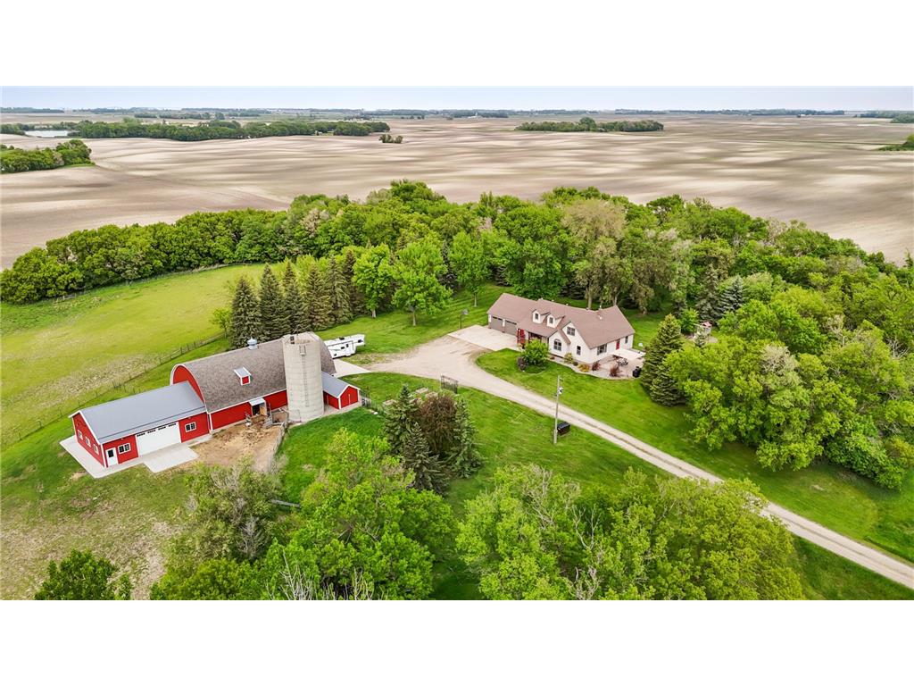20482 28th Avenue N Cromwell Twp MN 56549 7083821 image1