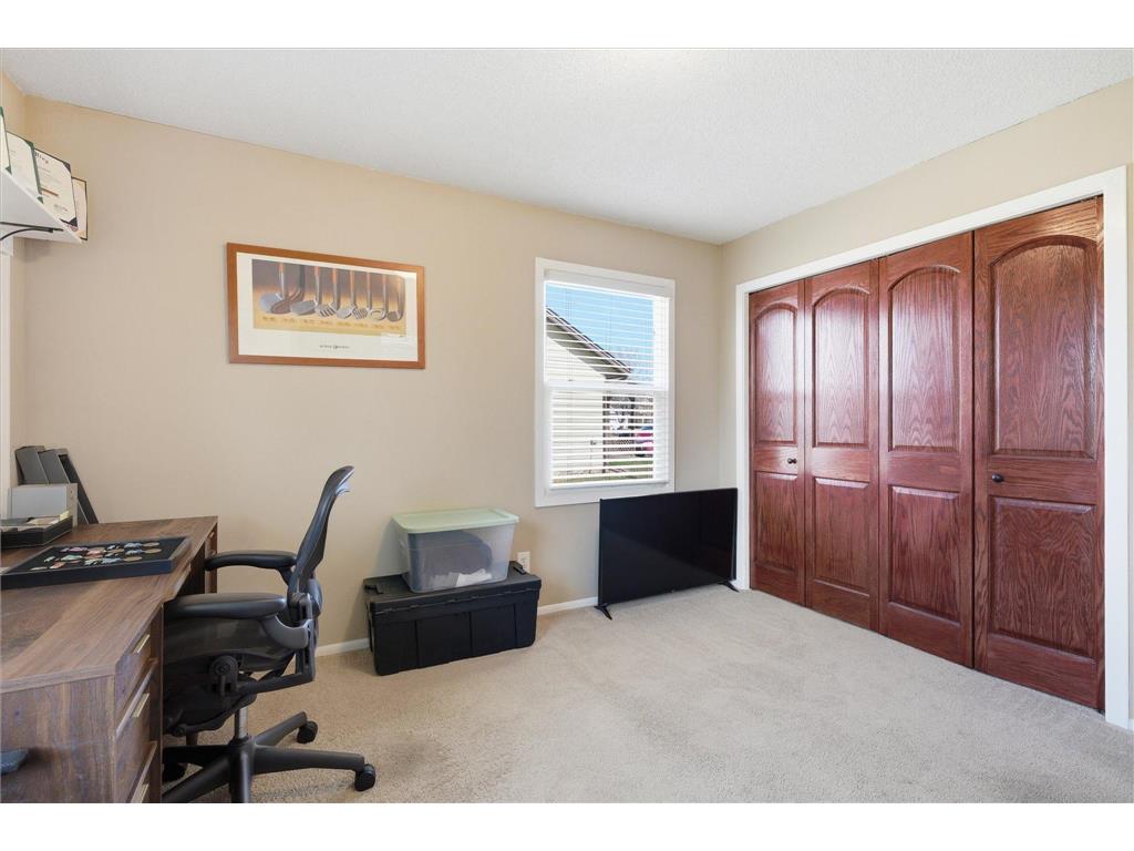 20483 Hamburg Avenue Lakeville MN 55044 7054909 image16