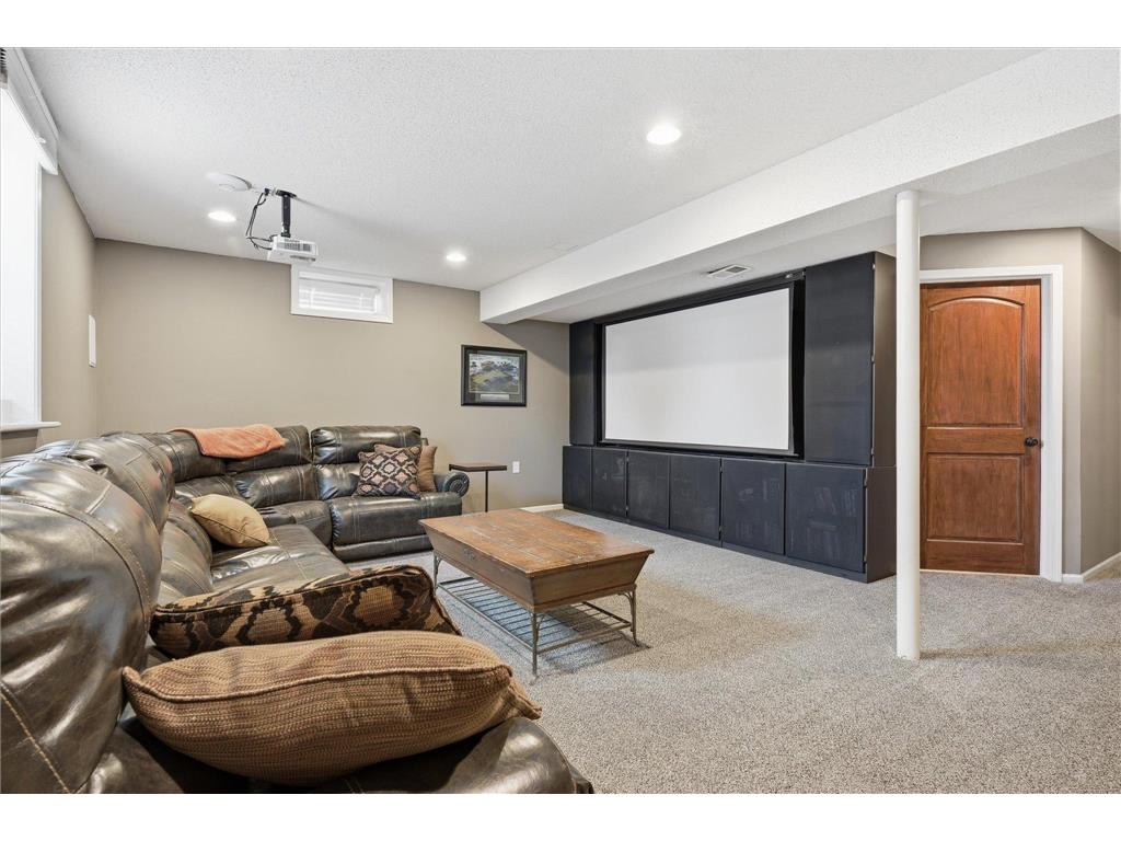 20483 Hamburg Avenue Lakeville MN 55044 7054909 image17