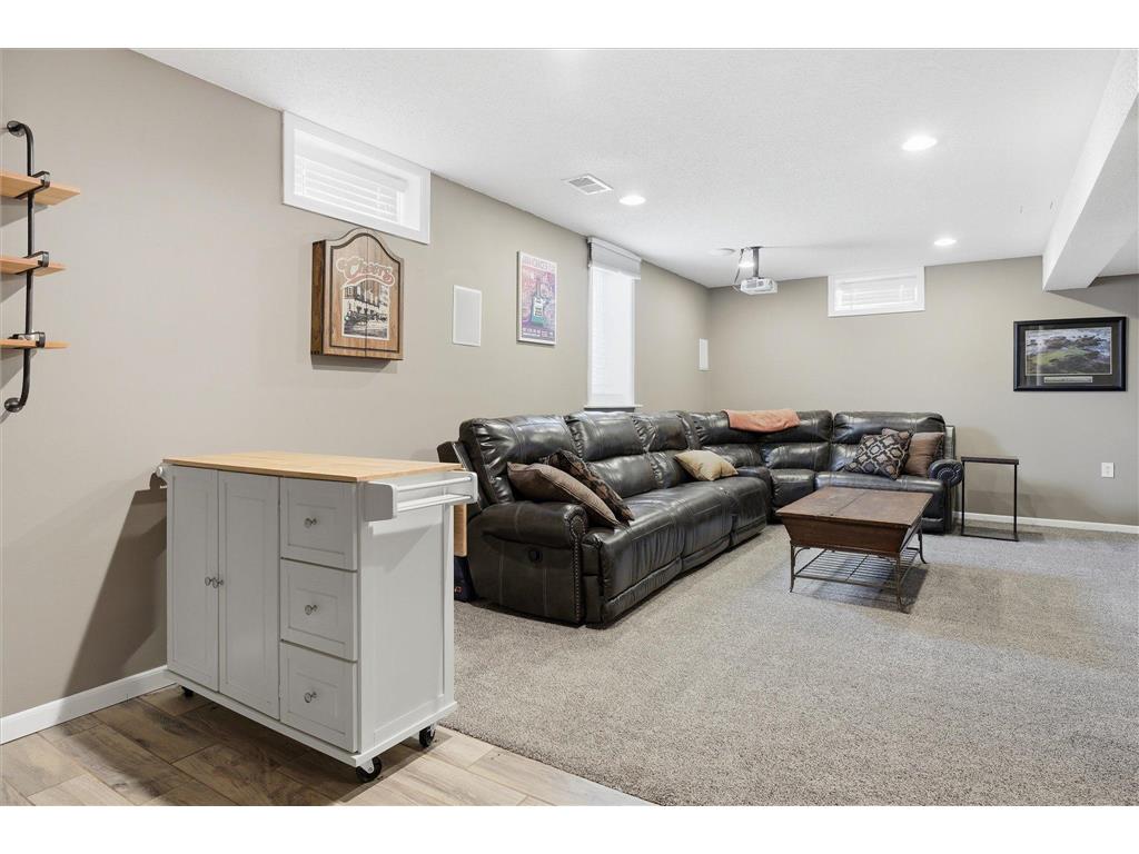 20483 Hamburg Avenue Lakeville MN 55044 7054909 image19
