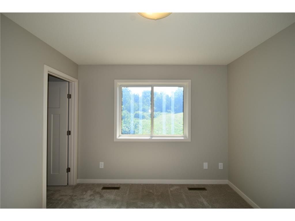 2049 20th Street E Zumbrota MN 55992 7004564 image11