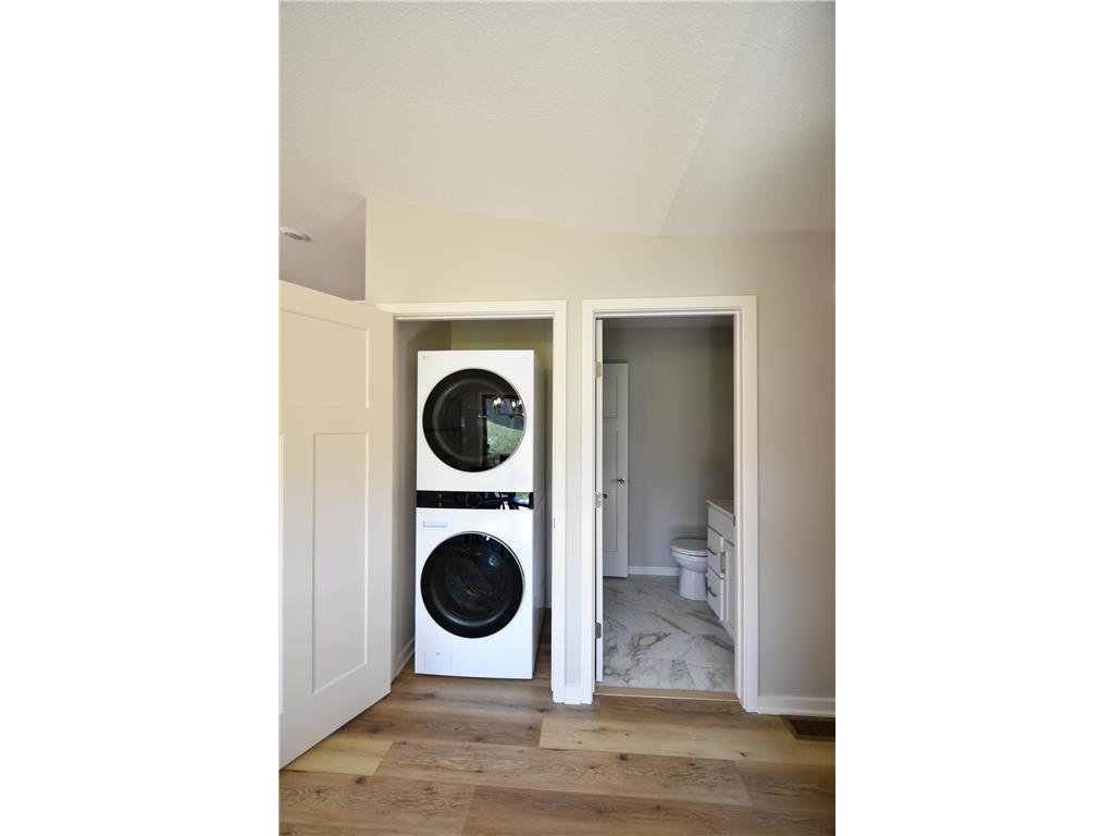 2049 20th Street E Zumbrota MN 55992 7004564 image18