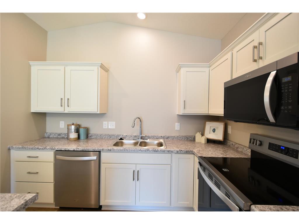 2049 20th Street E Zumbrota MN 55992 7004564 image23