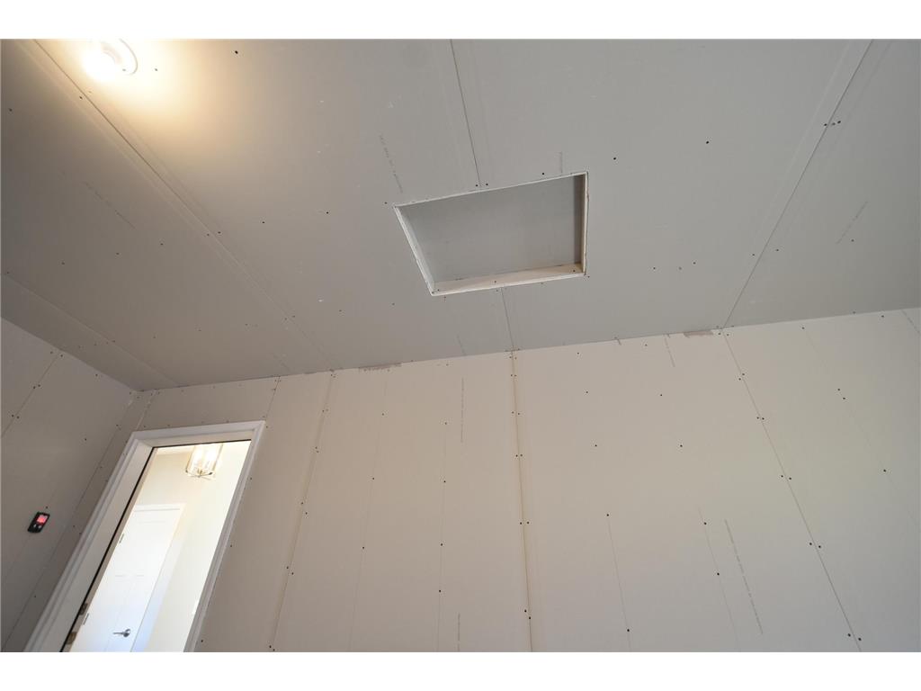 2049 20th Street E Zumbrota MN 55992 7004564 image6