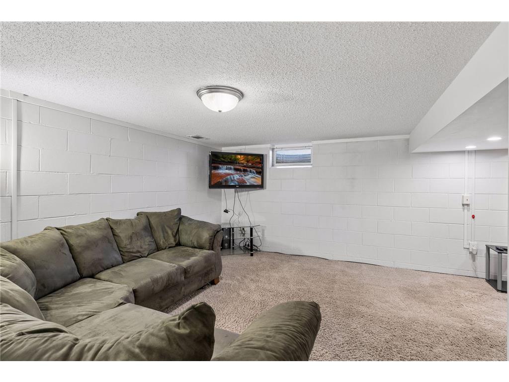 2049 Bluestone Lane Eagan MN 55122 7056488 image26