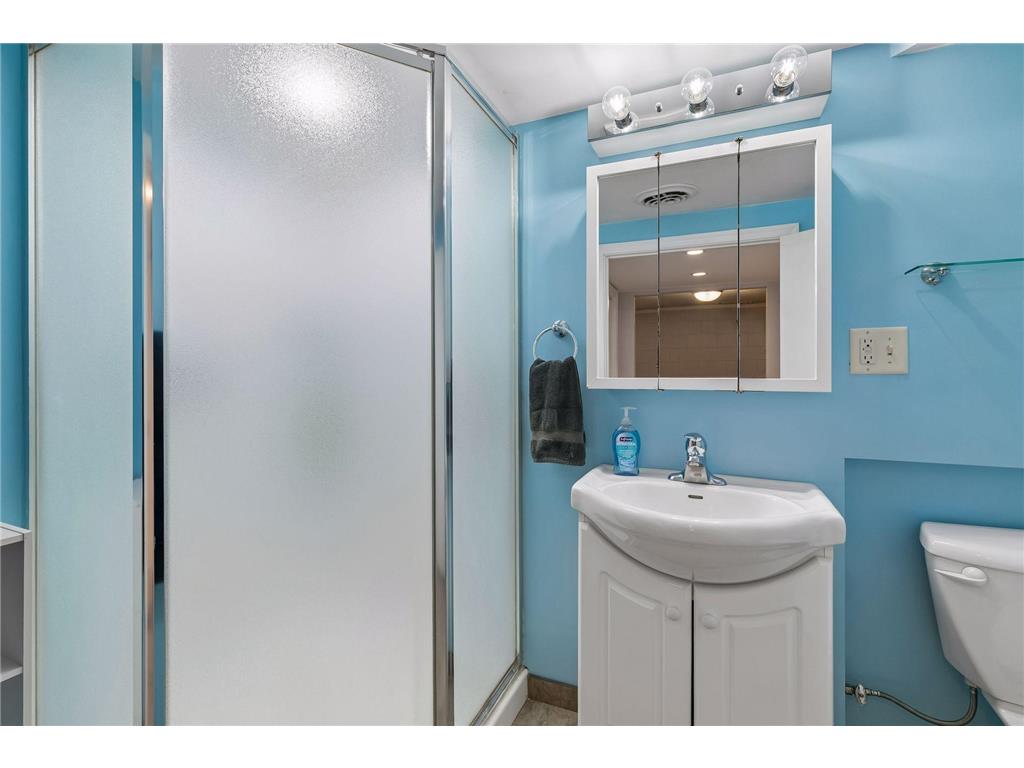 2049 Bluestone Lane Eagan MN 55122 7056488 image30