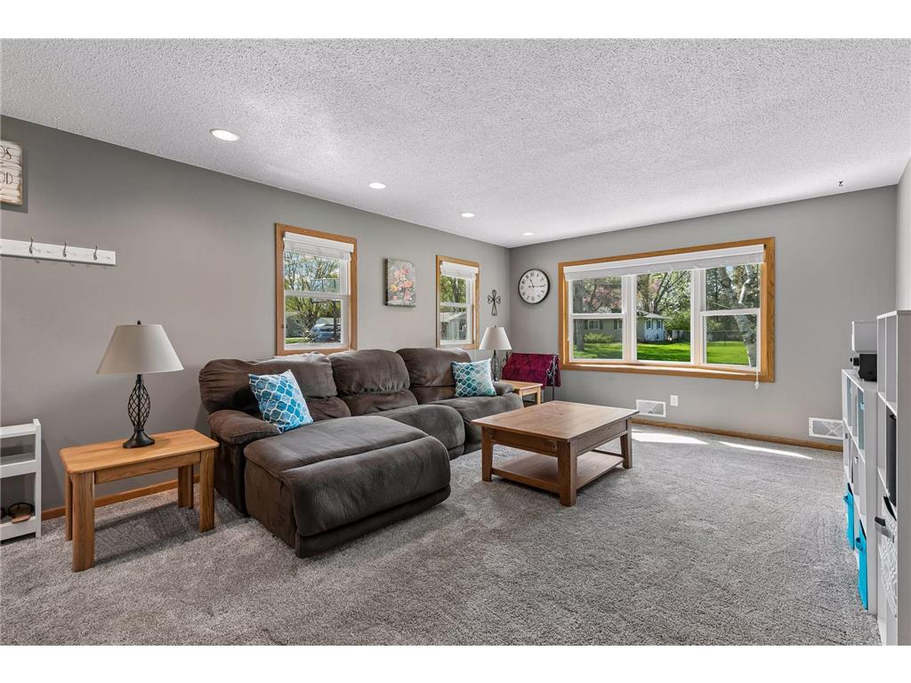 2049 Bluestone Lane Eagan MN 55122 7056488 image6