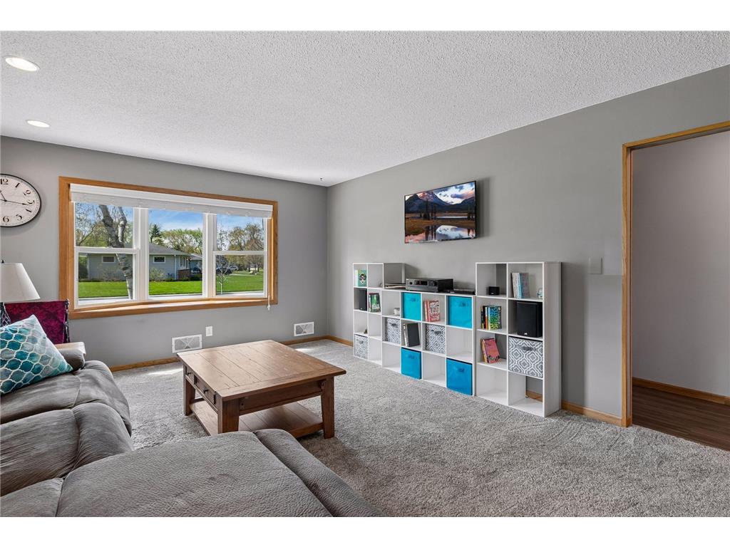 2049 Bluestone Lane Eagan MN 55122 7056488 image8