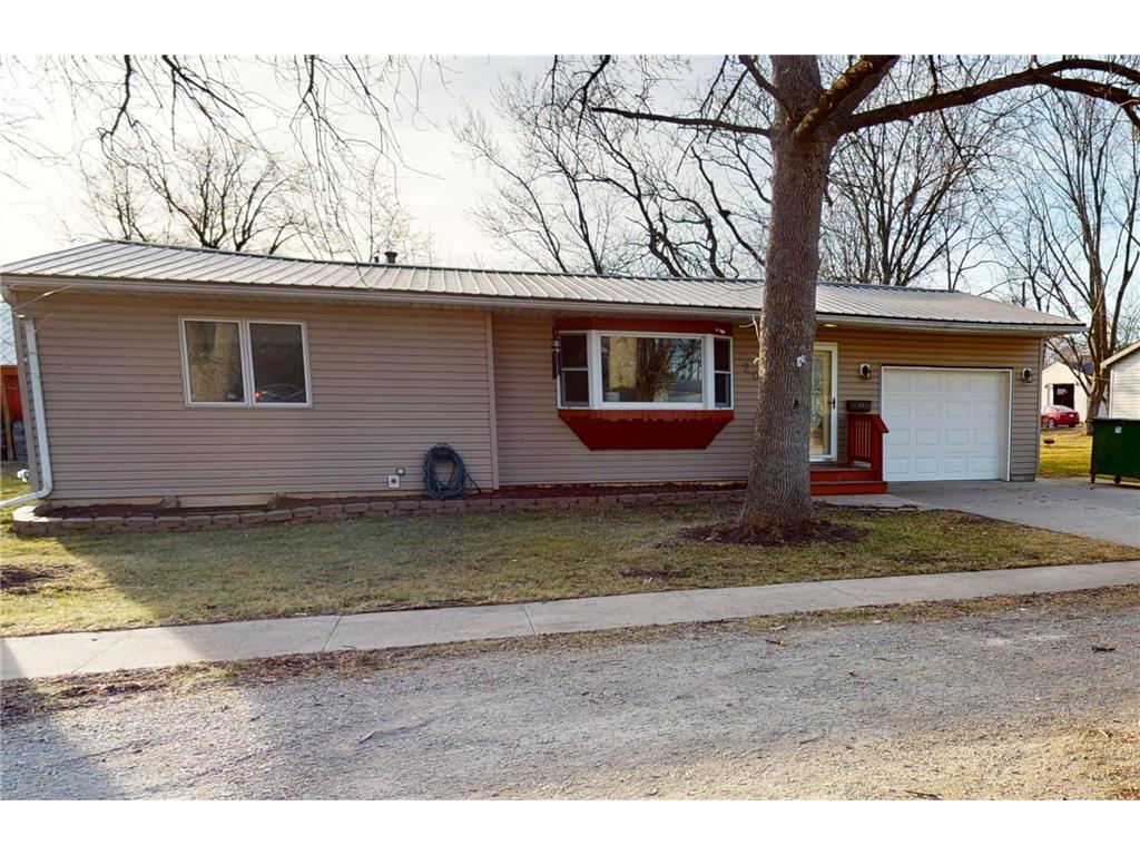 205 14th Street S Northwood IA 50459 6499220 image1