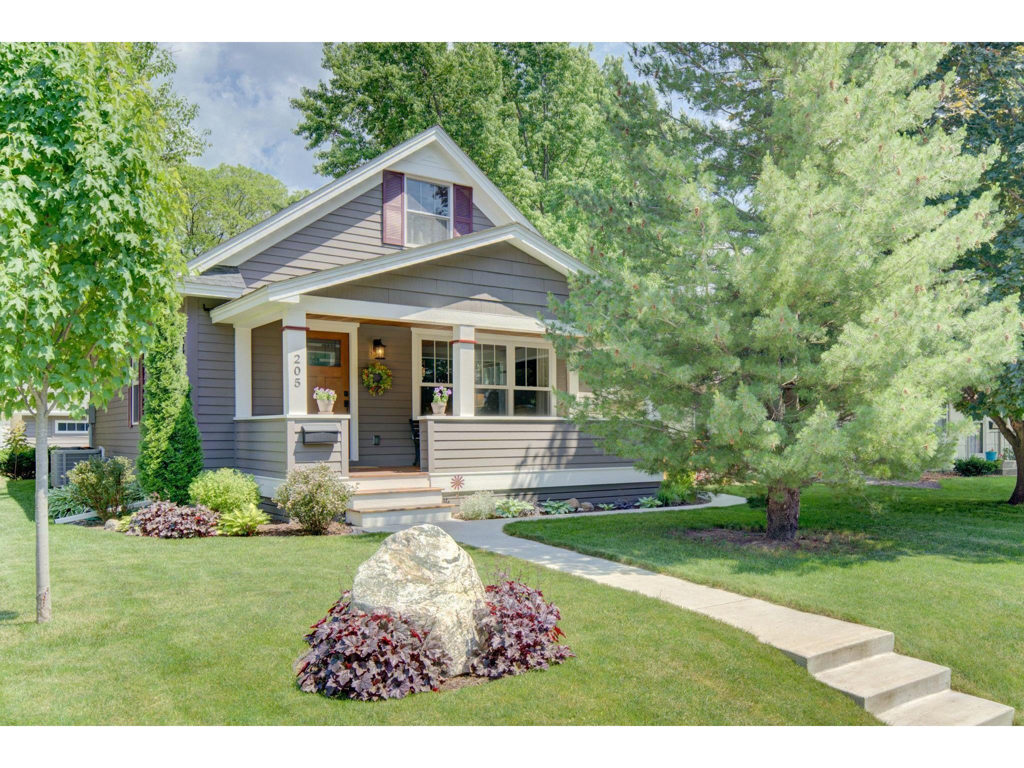 205 17th Avenue N, Hopkins, MN 55343 MLS 5765839 Edina Realty