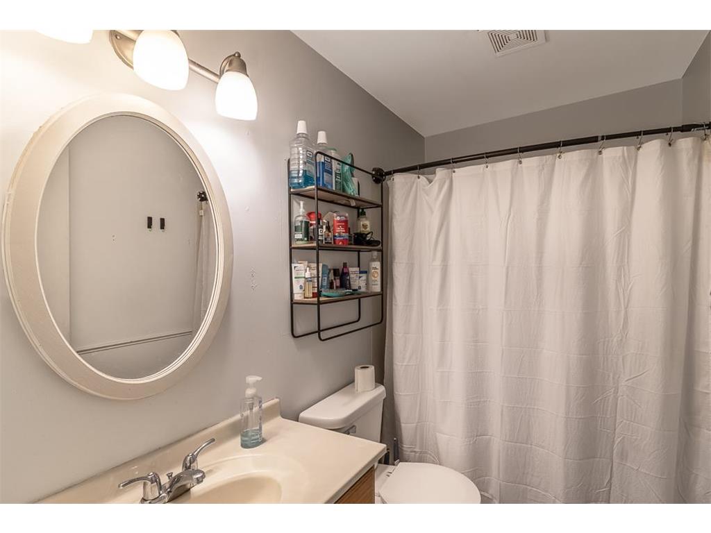205 1st Street SW Dodge Center MN 55927 7088765 image10