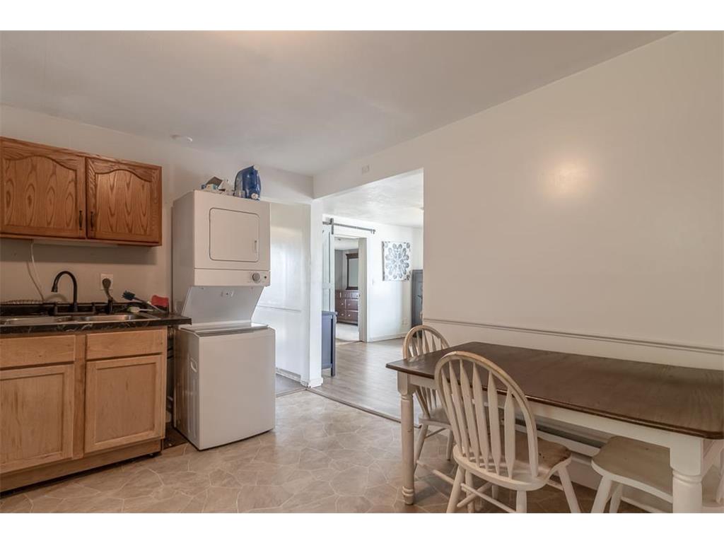 205 1st Street SW Dodge Center MN 55927 7088765 image9