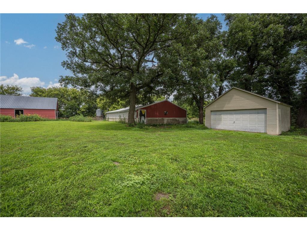 205 232nd Avenue Fairmont MN 56031 7110028 image40