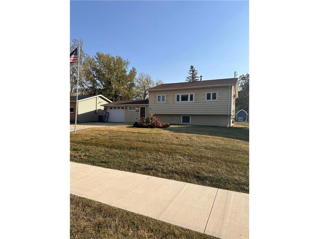 205 2nd Street NE Dodge Center MN 55927 6613459 image1