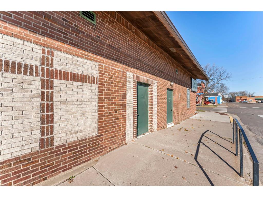 205 2nd Street SW Braham MN 55006 6731444 image42