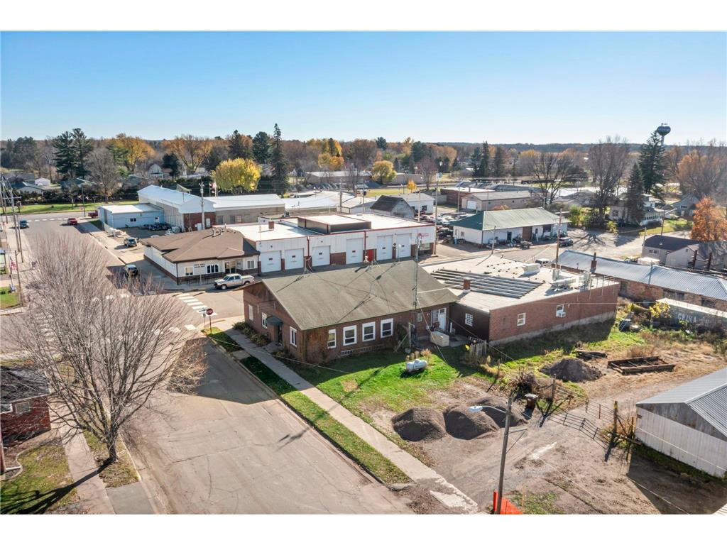 205 2nd Street SW Braham MN 55006 7020108 image1