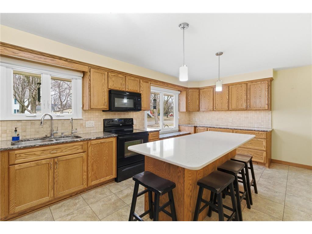 205 3rd Avenue SE Mapleton MN 56065 7034822 image2